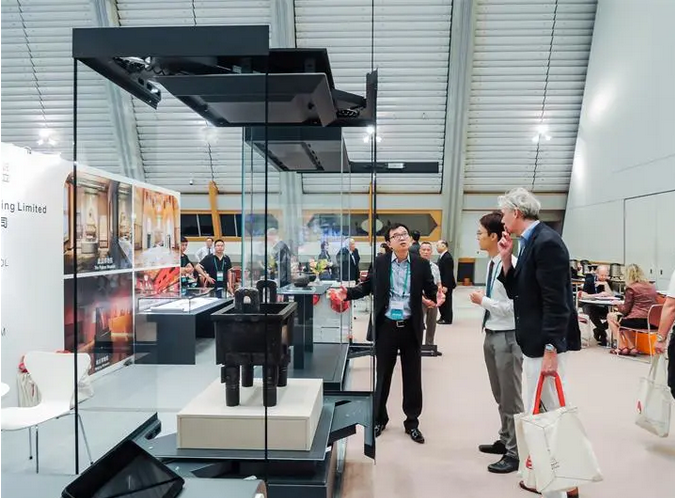 克里克智能對(duì)開柜展會(huì)現(xiàn)場(chǎng) 克里克智能對(duì)開柜展會(huì)現(xiàn)場(chǎng)